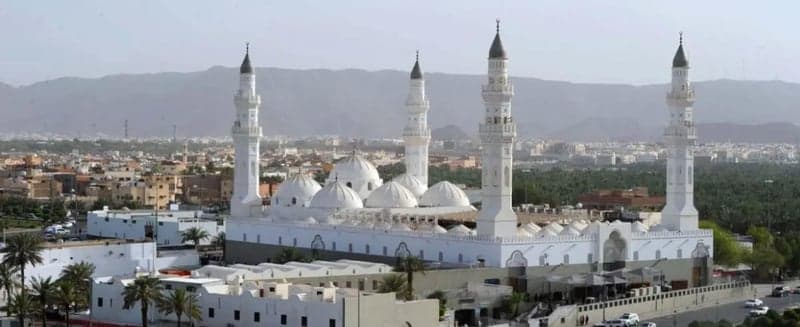 Large Group Madinah Ziyarat Tour – Minibus (15 Guests) - Image 8