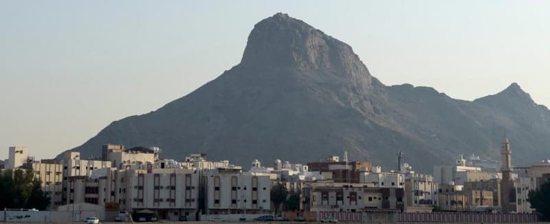 Small Group Makkah Ziyarat Tour – Luxury Van (10 Guests) - Image 10